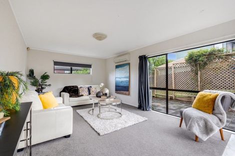 Photo of property in 1/42 Lexington Drive, Botany Downs, Auckland, 2010