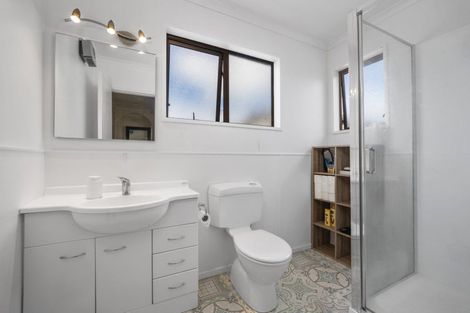 Photo of property in 15 Pemberton Crescent, Greerton, Tauranga, 3112