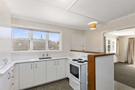 Photo of property in 43 Hay Street, Naenae, Lower Hutt, 5011