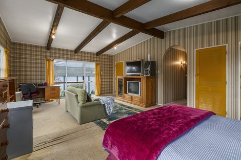 Photo of property in 33 Somerset Crescent, Highbury, Palmerston North, 4412