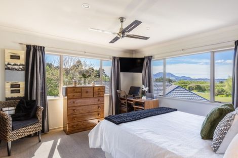 Photo of property in 41 Kinder Street, Acacia Bay, Taupo, 3330