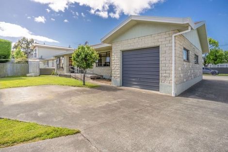 Photo of property in 10 Grange Street, Winton, 9720