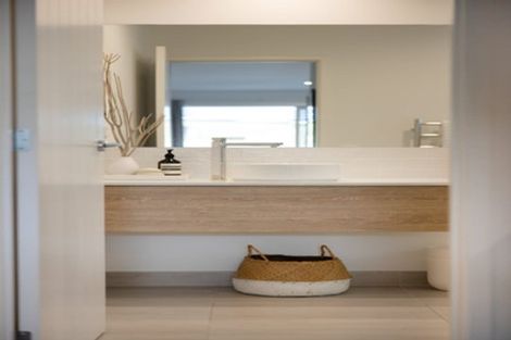 Photo of property in 5 Hanlow Place, Pyes Pa, Tauranga, 3112