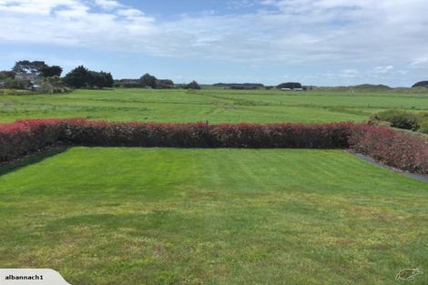 Photo of property in 7 Sand Dune Grove, Waikawa Beach, Manakau, 5573