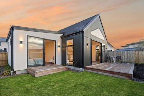 Photo of property in 1/1 Hebe Lane, Northwood, Christchurch, 8051