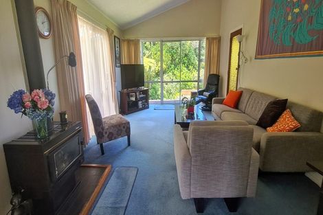 Photo of property in 26 Whaka Street, Maungaturoto, 0520