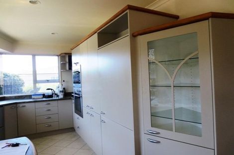 Photo of property in 5c Waiwera Place, Merrilands, New Plymouth, 4312