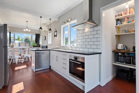 Photo of property in 22 Coronation Road, Morrinsville, 3300