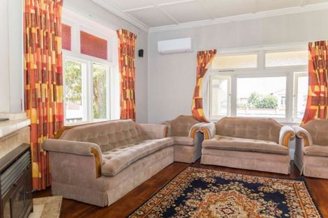 Photo of property in 71 Gordon Street, Dannevirke, 4930