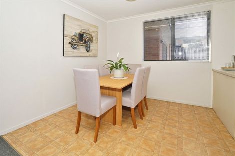Photo of property in 17 Pointon Glade, Grandview Heights, Hamilton, 3200