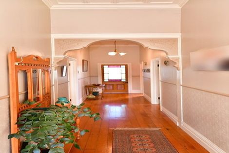 Photo of property in 45 Karaka Street, Helensville, 0800