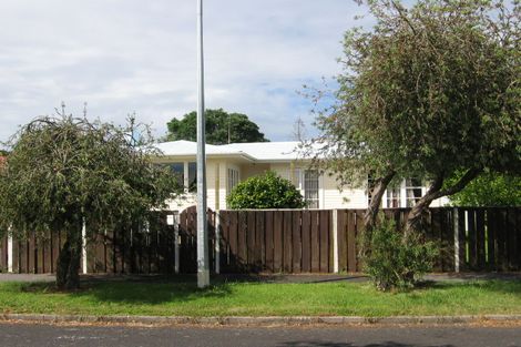 Photo of property in 14 Esmeralda Avenue, Avondale, Auckland, 1026
