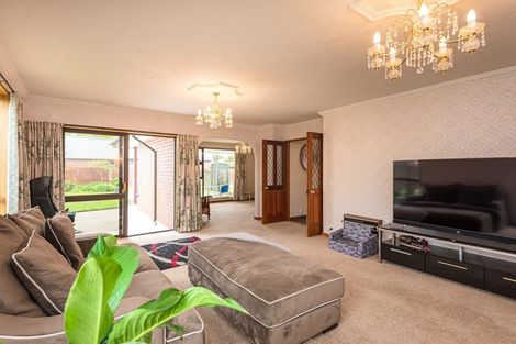 Photo of property in 28 Cricklewood Place, Avonhead, Christchurch, 8042