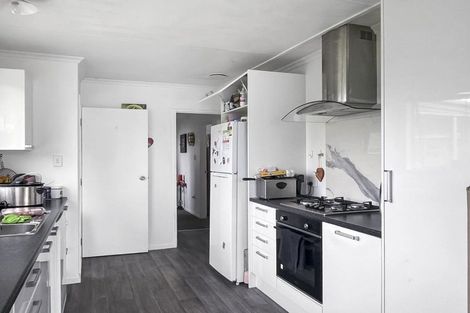 Photo of property in 43 Amberley Avenue, Westbrook, Palmerston North, 4412