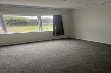 Photo of property in 12 Michelle Place, Mangere, Auckland, 2022