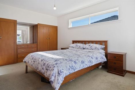 Photo of property in 122 Glandovey Road, Strowan, Christchurch, 8052