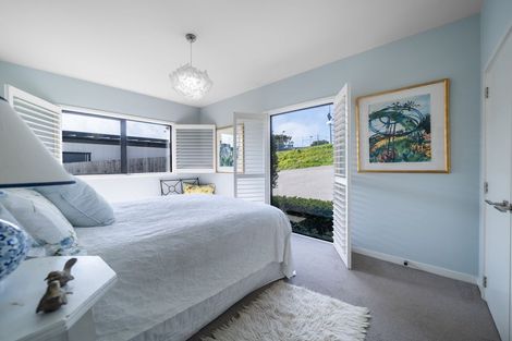 Photo of property in 285 Cannon Hill Crescent, Mount Pleasant, Christchurch, 8081