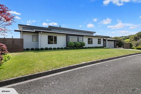 Photo of property in 2 Sandridge Terrace, Pohara, Takaka, 7183