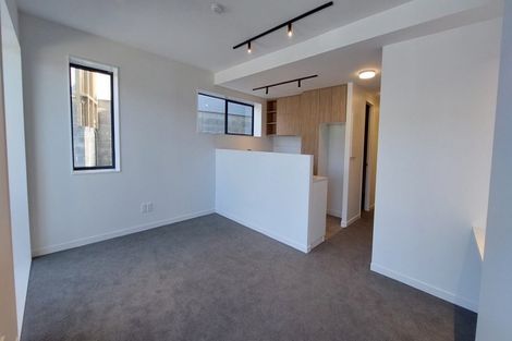 Photo of property in 1/67 Tiketike Way, Brooklyn, Wellington, 6021