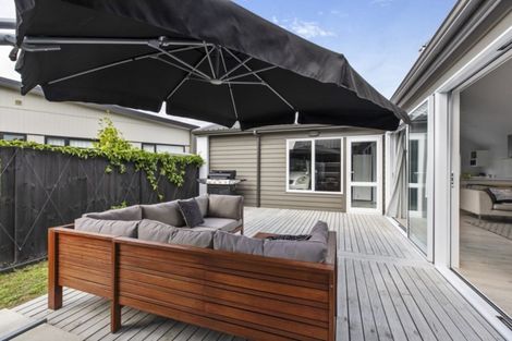 Photo of property in 9 Parachute Crescent, Papakura, 2110