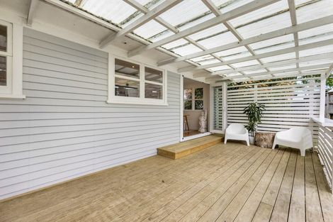 Photo of property in 102 Union Road, Howick, Auckland, 2014