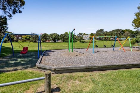 Photo of property in 10 Seymour Street, Waitara, 4320