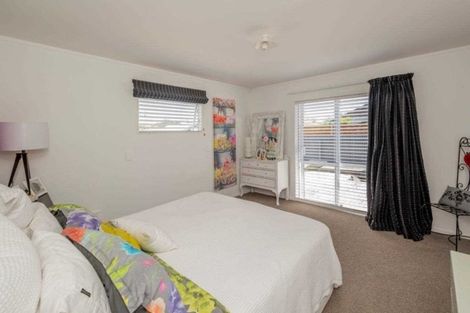 Photo of property in 14a Sussex Street, Levin, 5510