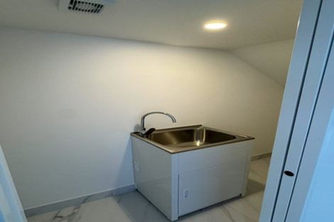 Photo of property in 7/25 Taikata Road, Te Atatu Peninsula, Auckland, 0610