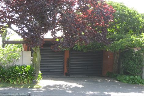 Photo of property in 33 Jacksons Road, Merivale, Christchurch, 8014