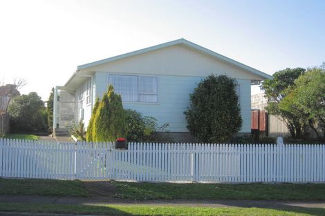 Photo of property in 17 Clipper Street, Titahi Bay, Porirua, 5022