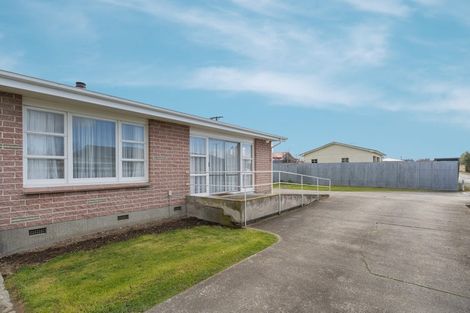 Photo of property in 76a Kitchener Street, Gore, 9710