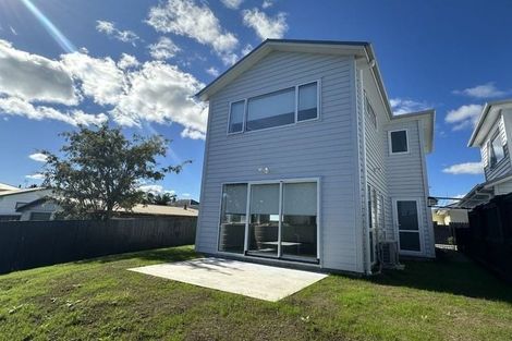 Photo of property in 35b Royston Street, Rosehill, Papakura, 2113