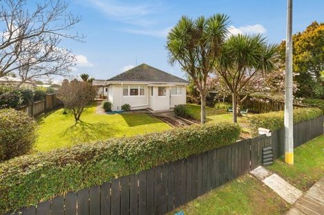 Photo of property in 1/93 Beach Road, Pahurehure, Papakura, 2113