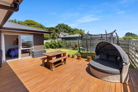 Photo of property in 12 Tamihana Street, Otaki, 5512