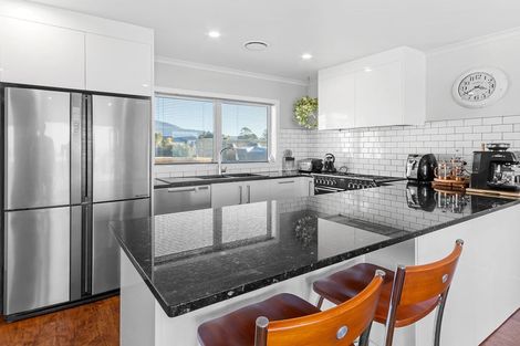 Photo of property in 11 Rangikatea Road, Omori, Turangi, 3381