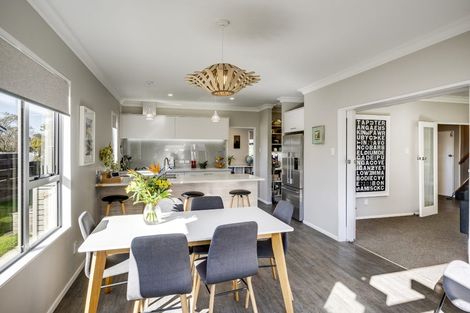 Photo of property in 9 Upham Crescent, Taradale, Napier, 4112