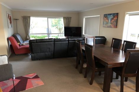 Photo of property in 51a Matipo Road, Te Atatu Peninsula, Auckland, 0610