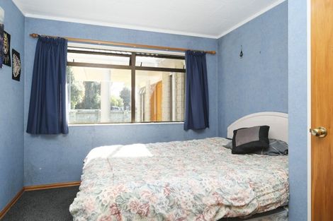 Photo of property in 15 Windsor Street, Dannevirke, 4930