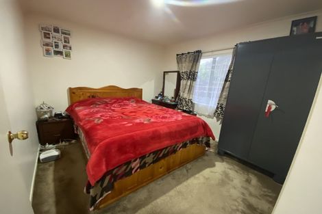 Photo of property in 2 Portrush Lane, Takanini, 2112