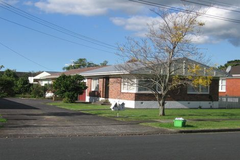 Photo of property in 2/76 Wintere Road, Papatoetoe, Auckland, 2025