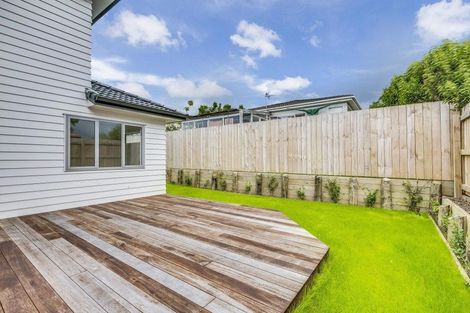 Photo of property in 61c Margan Avenue, New Lynn, Auckland, 0600
