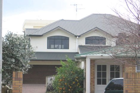 Photo of property in 229 Ngatai Road, Otumoetai, Tauranga, 3110