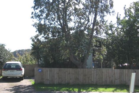 Photo of property in 4 Universal Drive, Henderson, Auckland, 0610