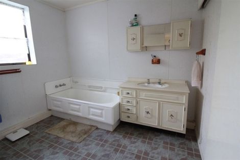 Photo of property in 67 State Highway 27, Tirau, 3410