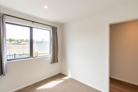 Photo of property in 7/4 Limestone Drive, Hobsonville, 0616