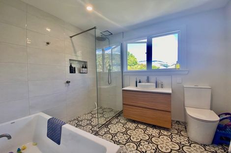 Photo of property in 32 Bowenvale Avenue, Cashmere, Christchurch, 8022