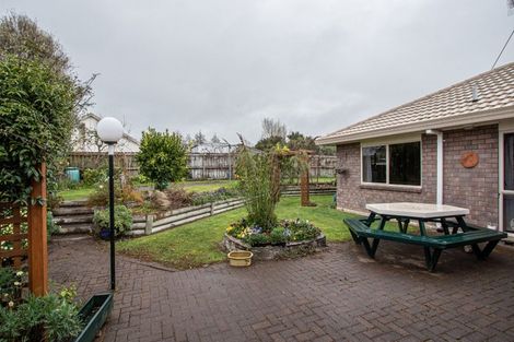 Photo of property in 9 Ben Lomond Place, Nawton, Hamilton, 3200