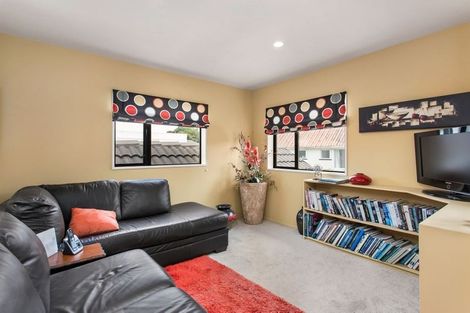 Photo of property in 97b Fendalton Road, Fendalton, Christchurch, 8014