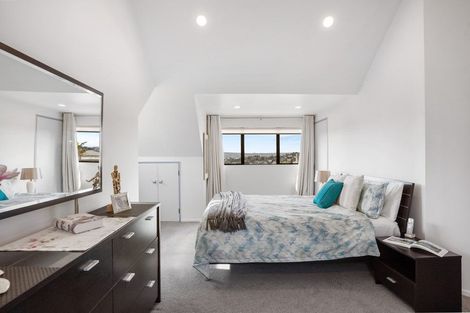 Photo of property in 1/28 Alexander Street, Cockle Bay, Auckland, 2014