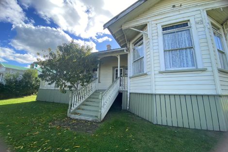 Photo of property in 32 Kitchener Road, Waiuku, 2123